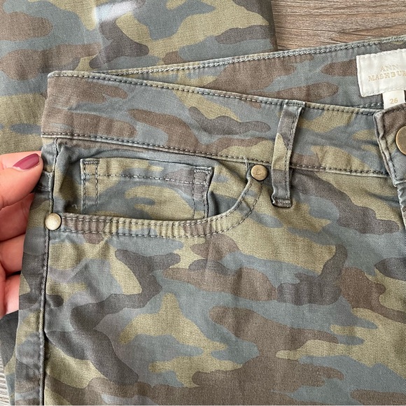 *SALE* Ann Mashburn Lightweight Stretch Flare Cropped Cotton Pant Camo Size 26 - Picture 5 of 9